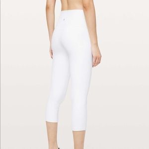 White Lululemon Align 21” leggings